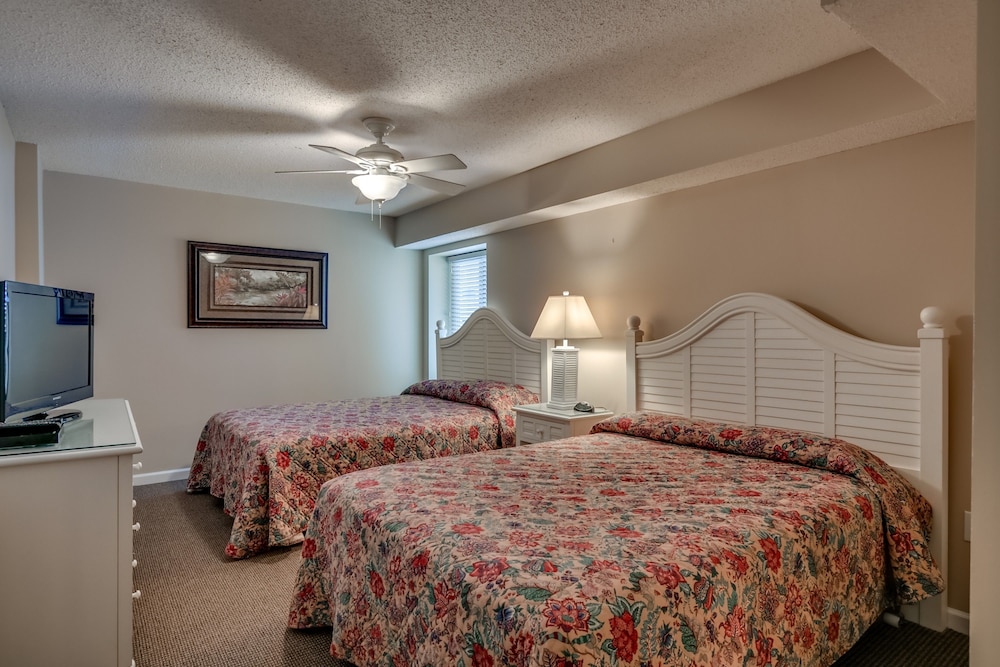 Condo 4 Bedroom / 3 Bath Ocean View photo 1