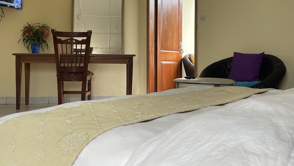 Economy Double Room photo 2
