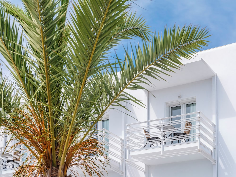 Double Room, Balcony, Sea View photo 3
