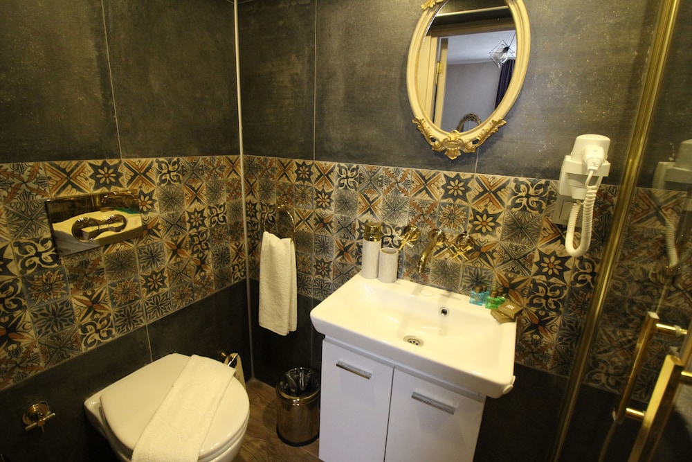 Economy Room (Pencereli Bodrum Kat) photo 3