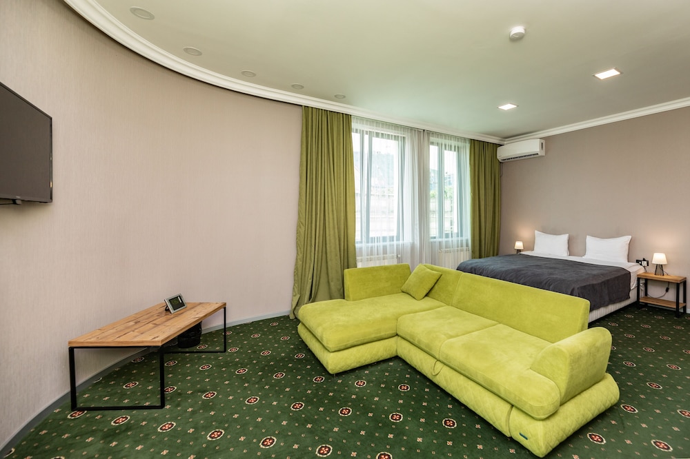 Deluxe Double Room, Balcony photo 1
