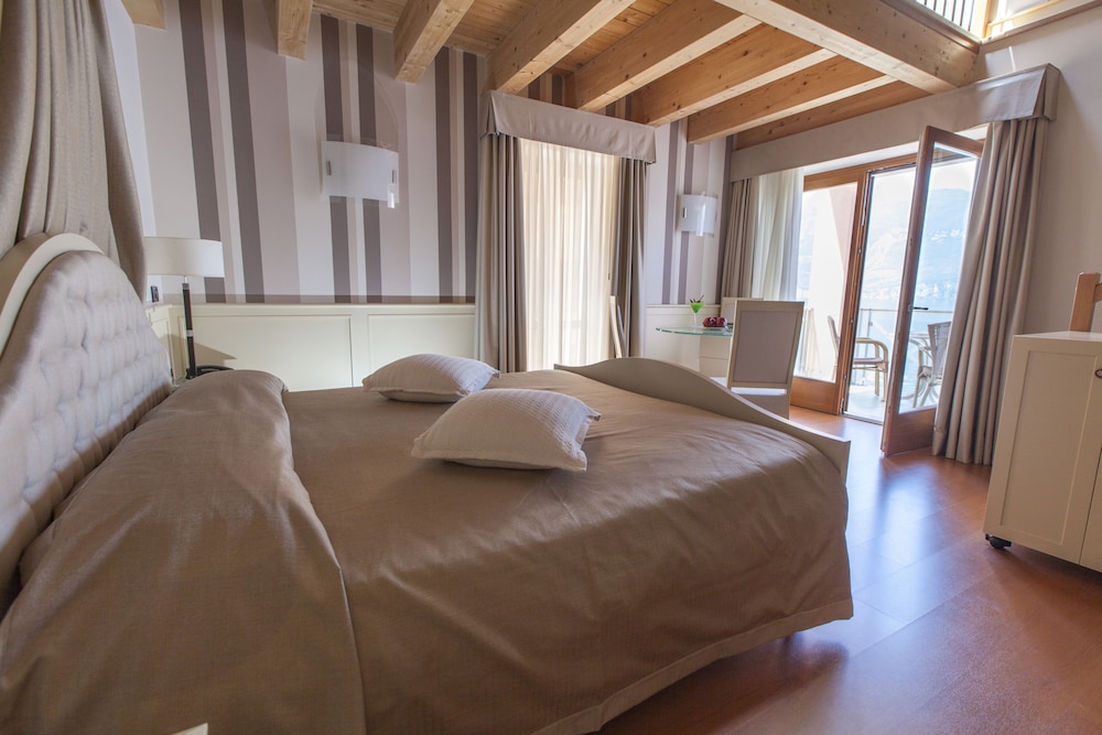 Suite, Balcony, Lake View (Duplex Imperial 2 people) photo 2