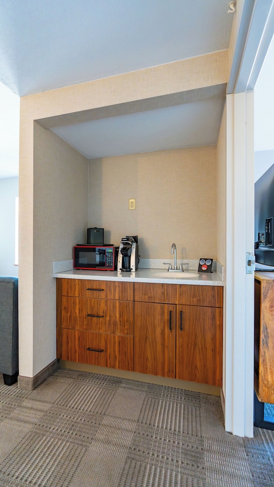 Executive Studio Suite, 1 Bedroom - Photo 6