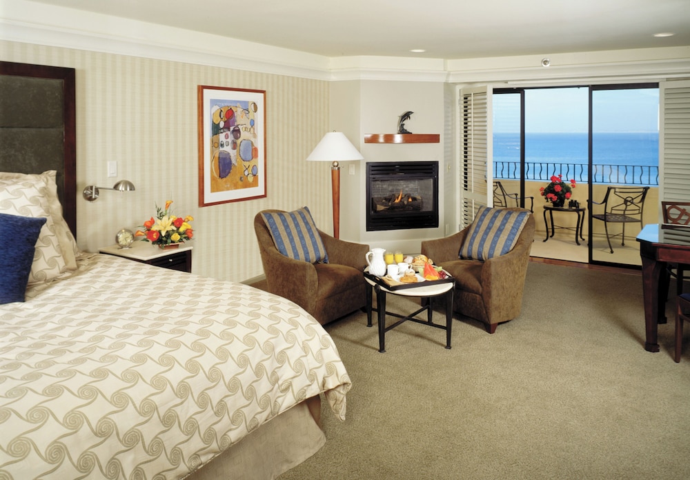 Deluxe Room, Balcony, Oceanfront (Fireplace) - Photo 1