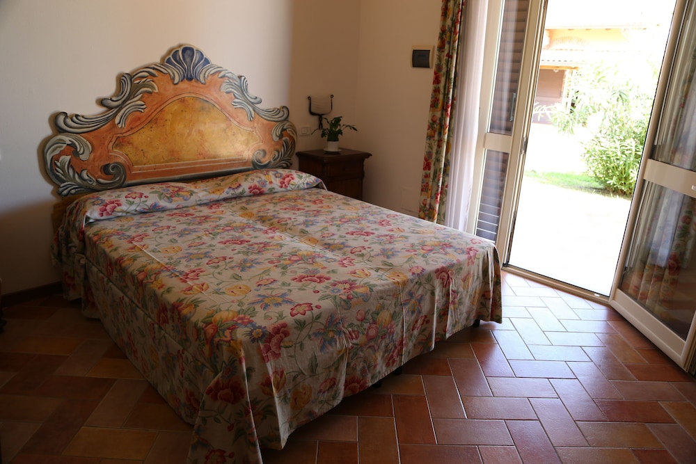 Classic Double or Twin Room - Photo 2