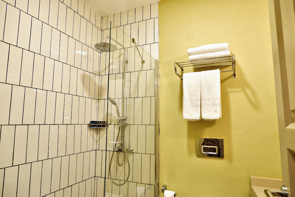 Deluxe Double Room, 1 Double Bed - Photo 3