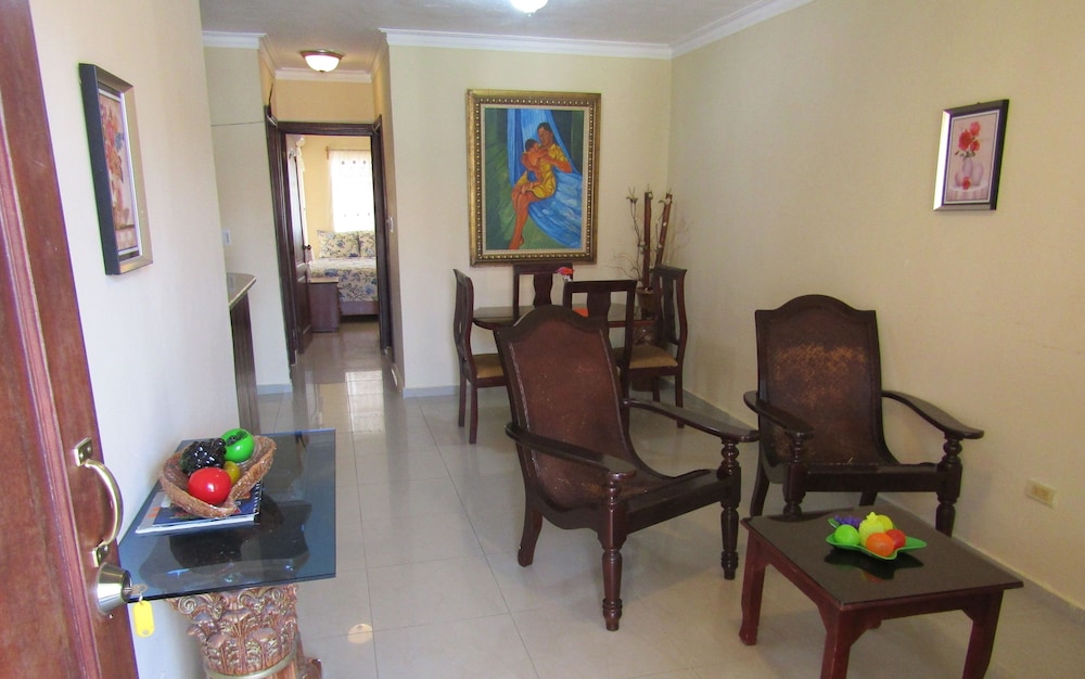Apartment, 2 Bedrooms, Balcony, Beachside