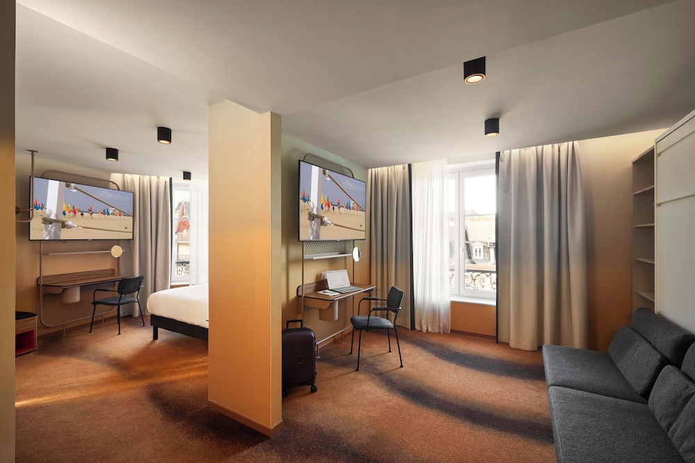 Junior Suite, 1 Double Bed photo 2
