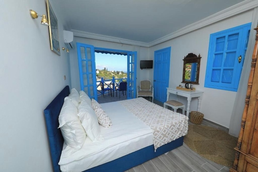 Standard Double Room, Garden View