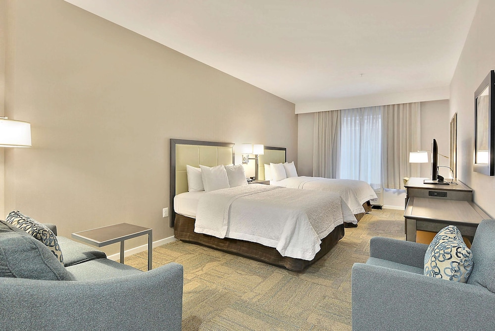 Room, 2 Queen Beds, Non Smoking (Shower) photo 1