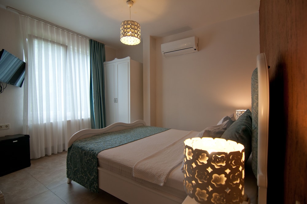 Standard Double Room, 1 Queen Bed photo 3