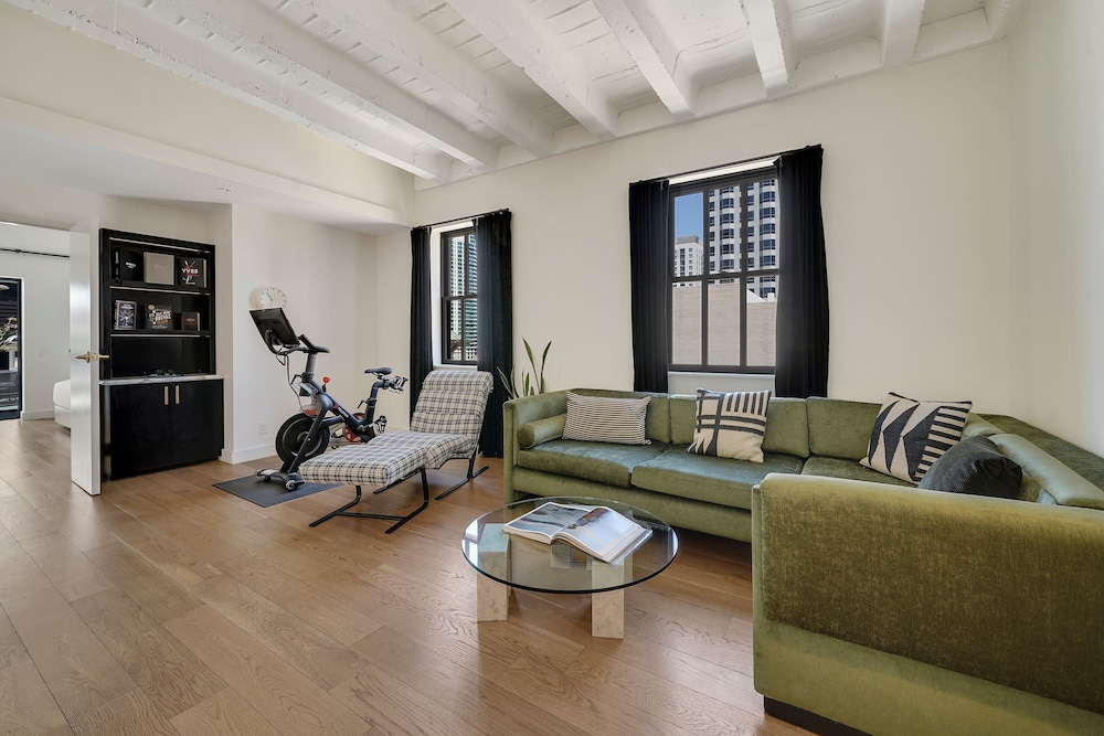 2 Bedroom Loft Suite, Penthouse, 1 King, 1 Queen, Terrace - Photo 15