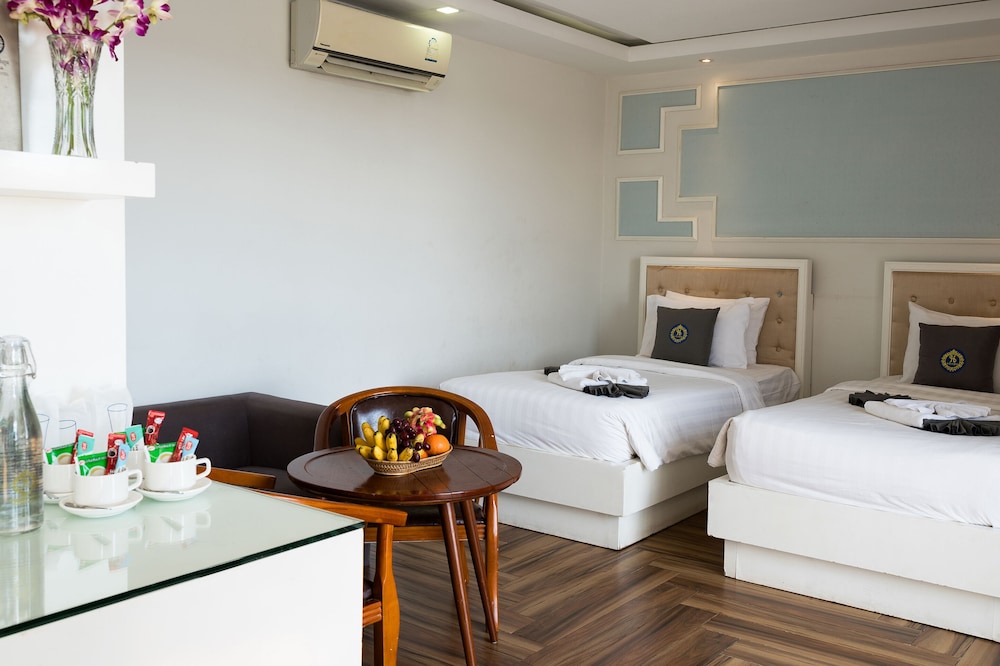 Deluxe Family Room - Photo 4