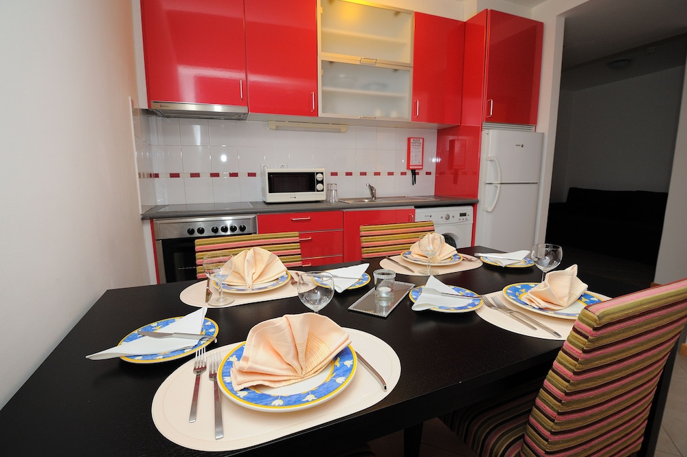 Family Apartment (2 adults + 2 children)
