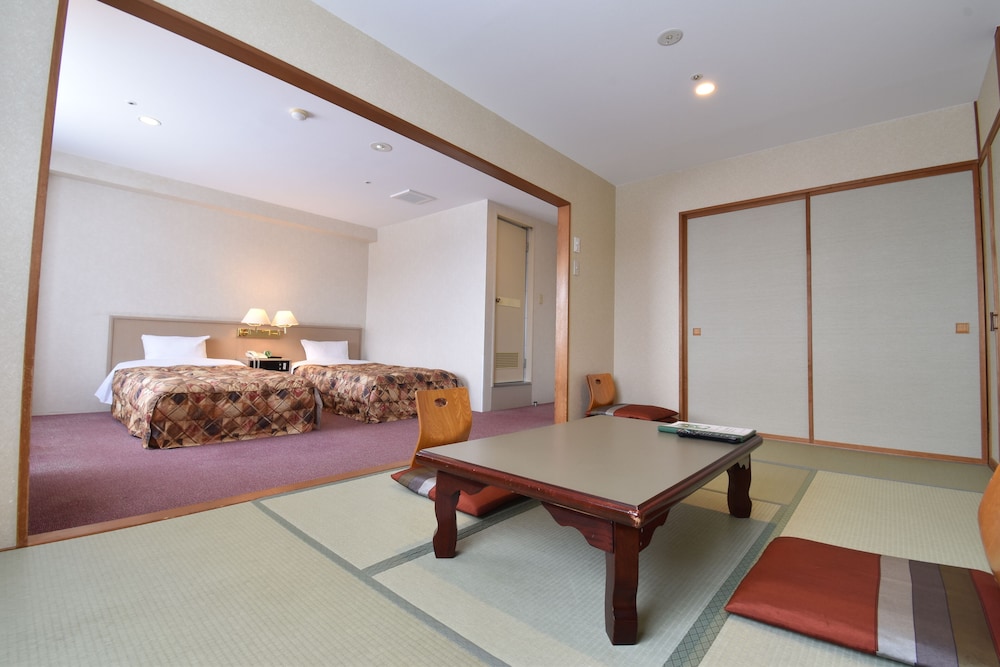 Standard Japanese-Western room, 2 Single Beds, Non Smoking - Photo 3