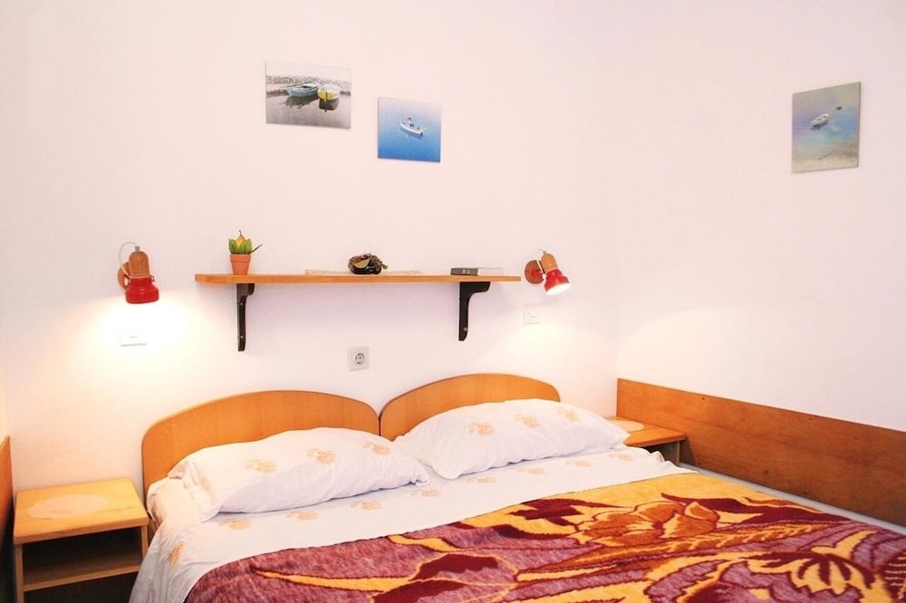 Apartment (Ivo - 20m from the sea - A2(2))