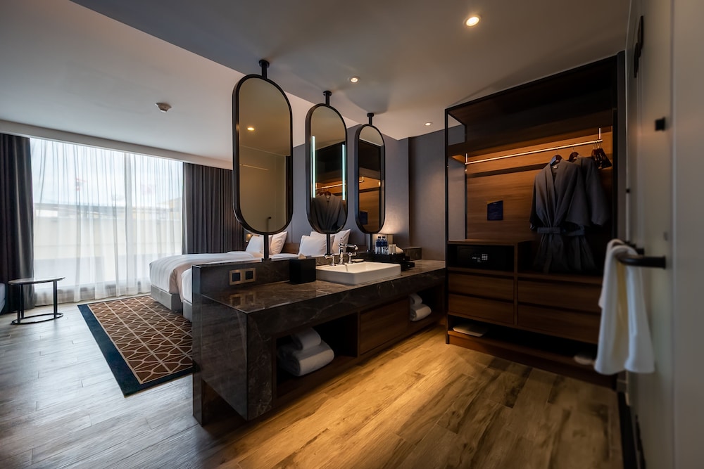 Executive Room, 1 King Bed