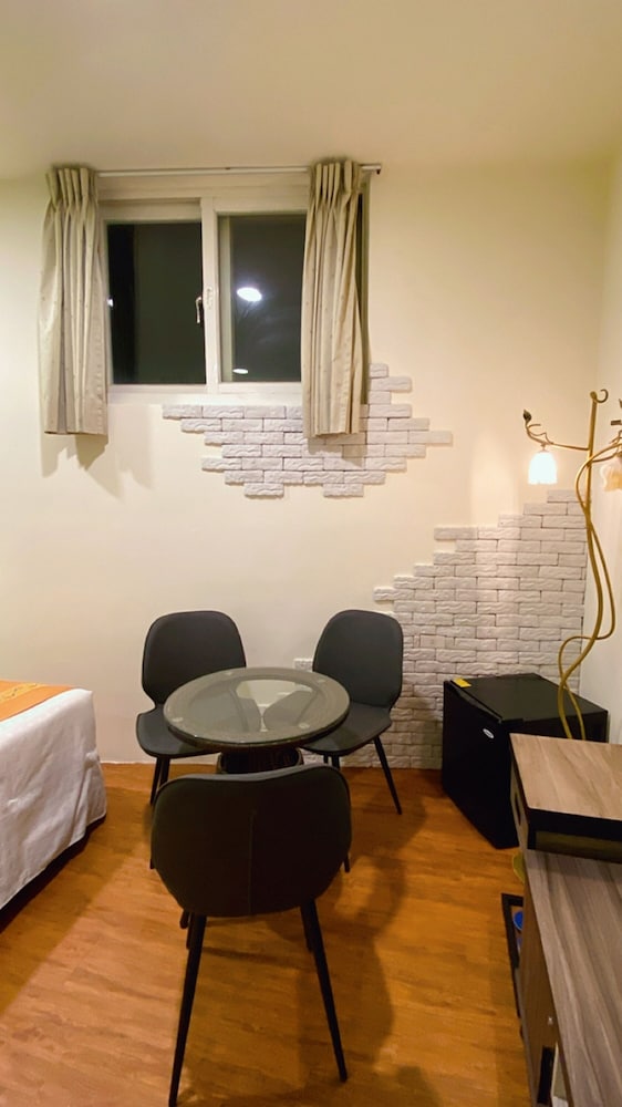 Triple Room, Bathtub photo 2