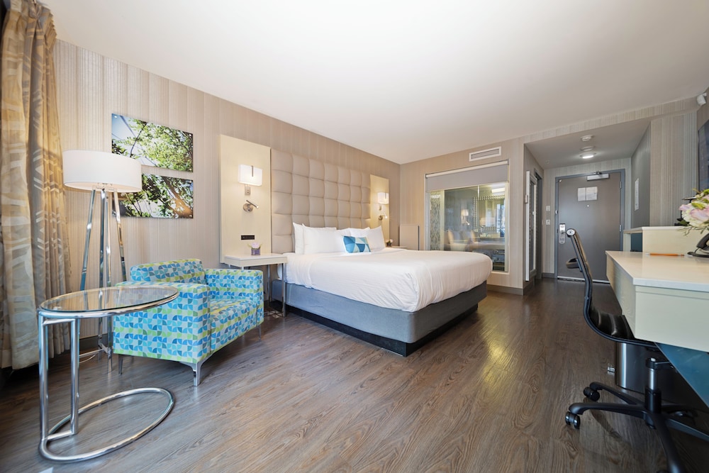Deluxe Room, 1 King Bed