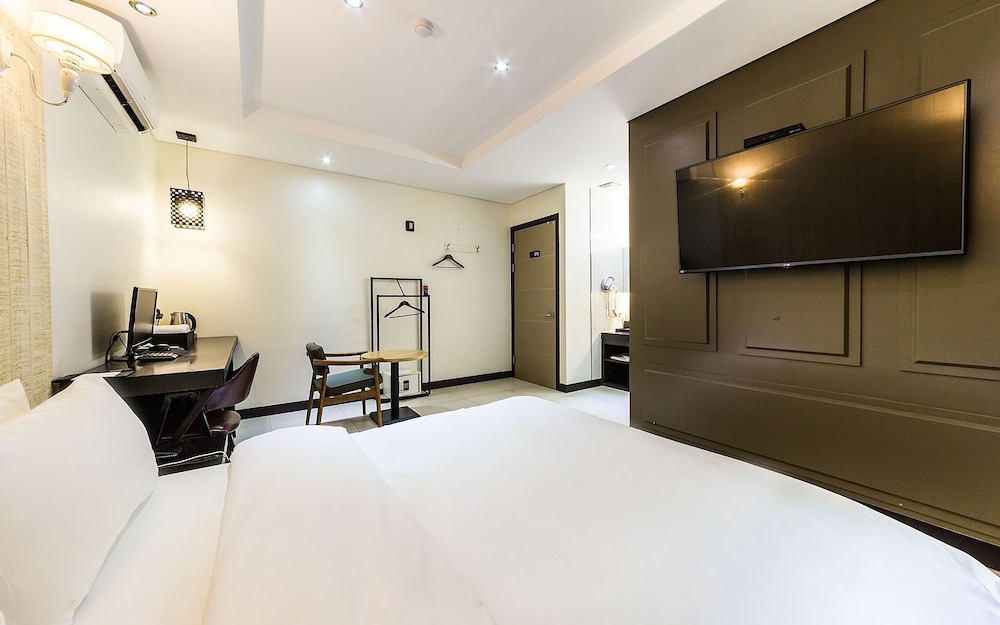 Room (Standard room) - Photo 7