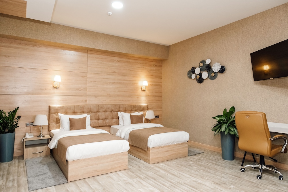 Deluxe Double or Twin Room - Photo 1