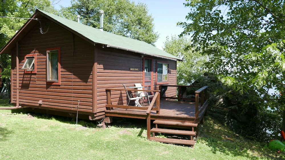 Rocky Point Cabin photo 2