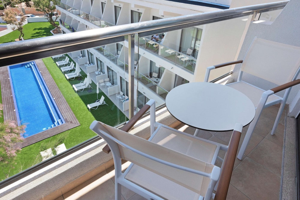 Standard Room, Balcony, Partial Sea View