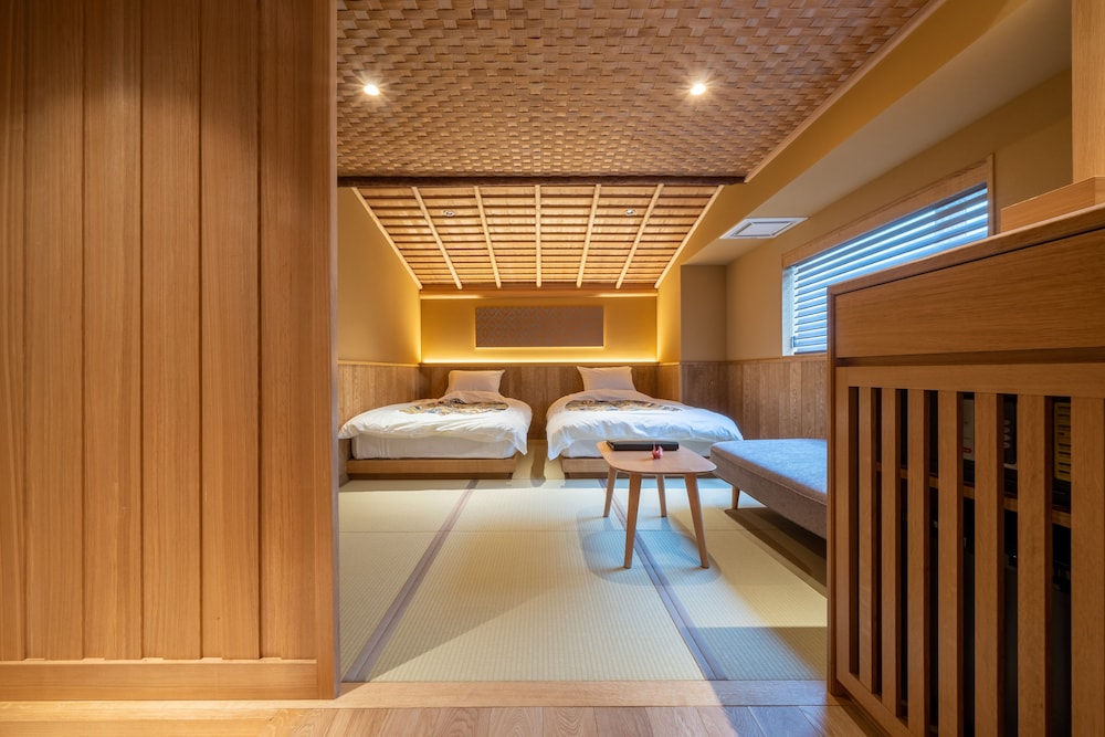 Luxury Twin Room photo 2