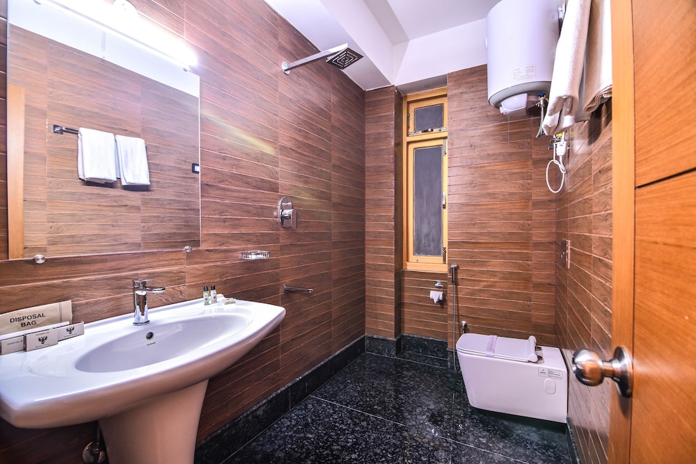 Premium Room - Photo 9