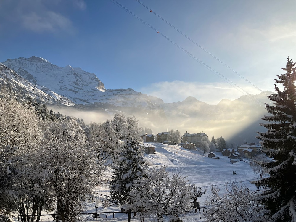 Double Room, Balcony, Mountain View (Jungfrau) - Photo 2