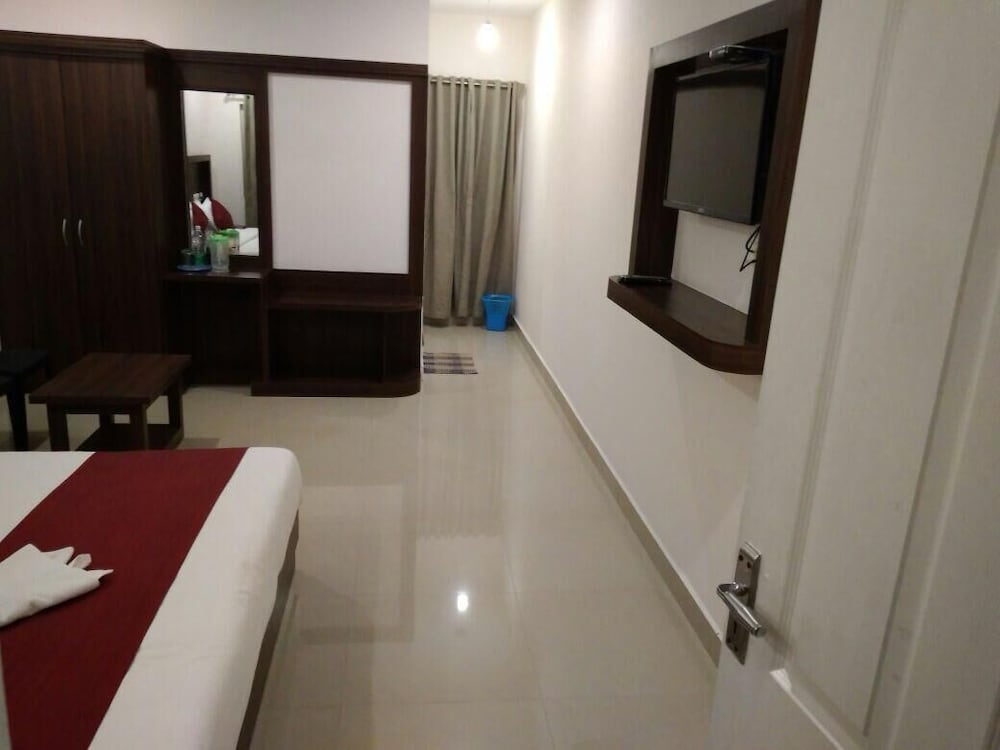 Standard Double Room, Hill View