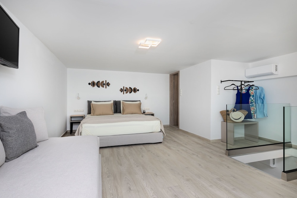 Elite Duplex, 2 Bathrooms, Sea View