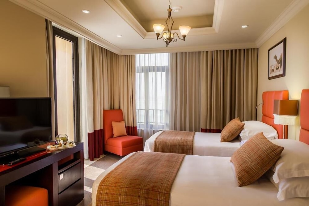 Apartment, 3 Bedrooms, City View
