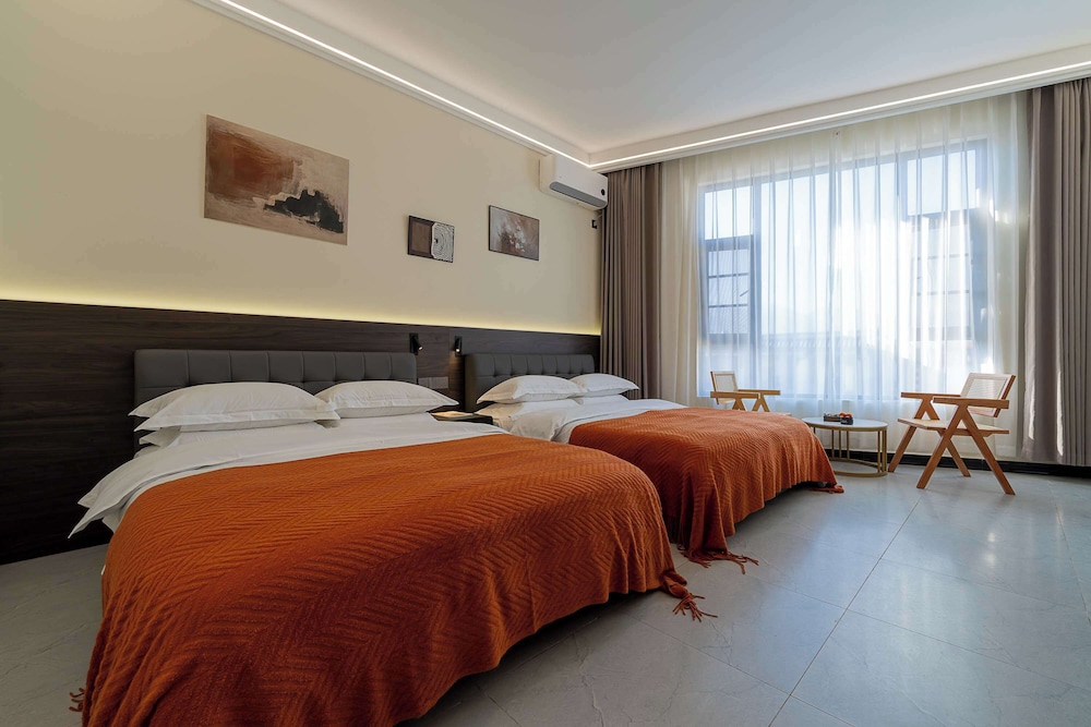 Classic Twin Room
