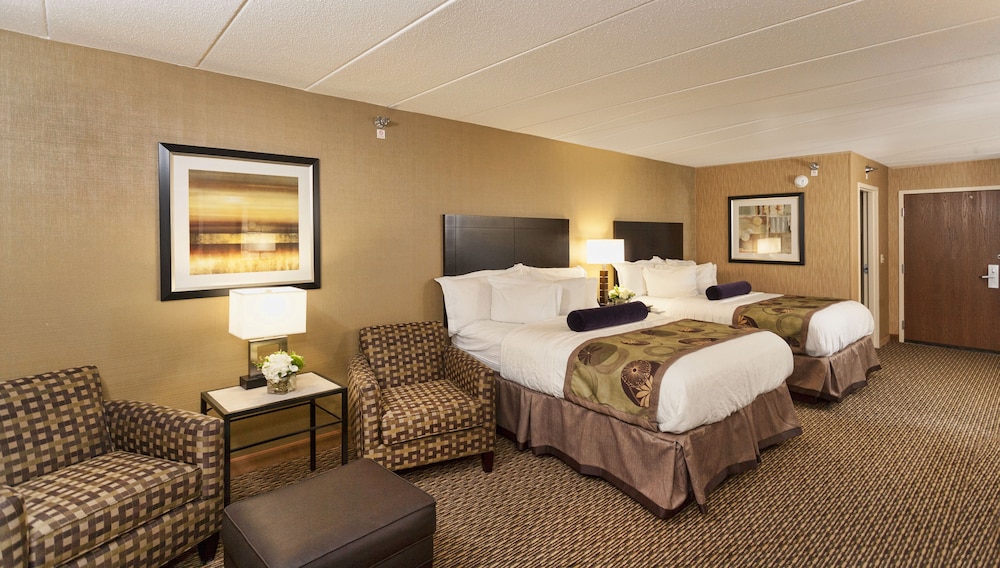 Deluxe Room, 2 Queen Beds, Lake View photo 2