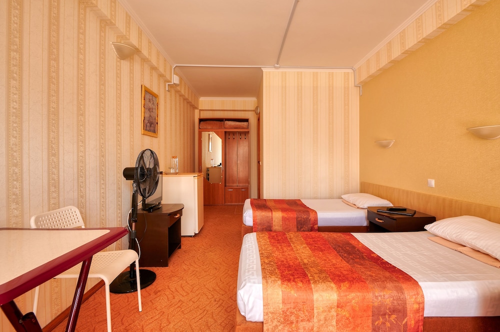 Family Twin Room, Multiple Beds