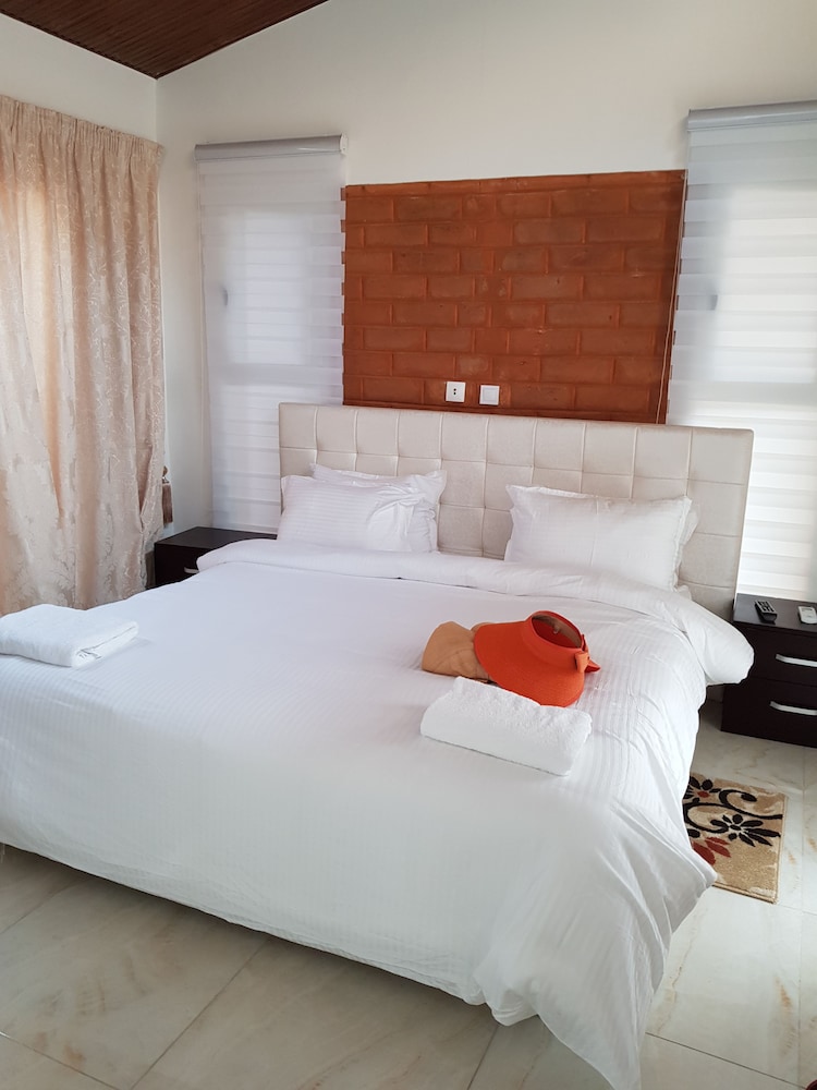 Comfort Villa, 3 Bedrooms photo 3