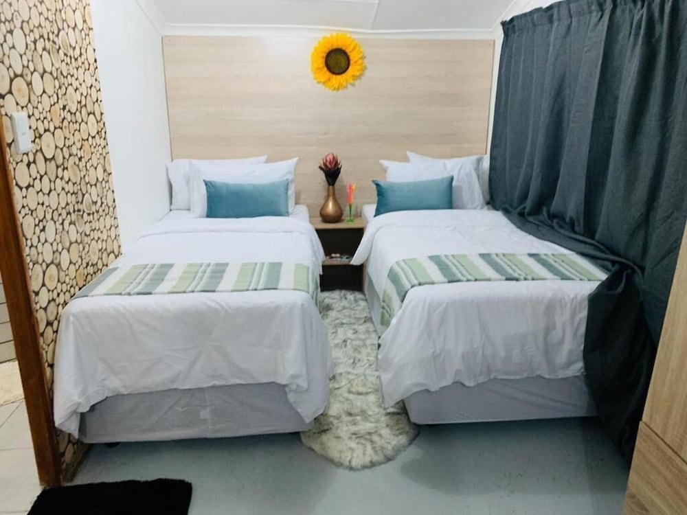Triple Room, Garden View photo 1