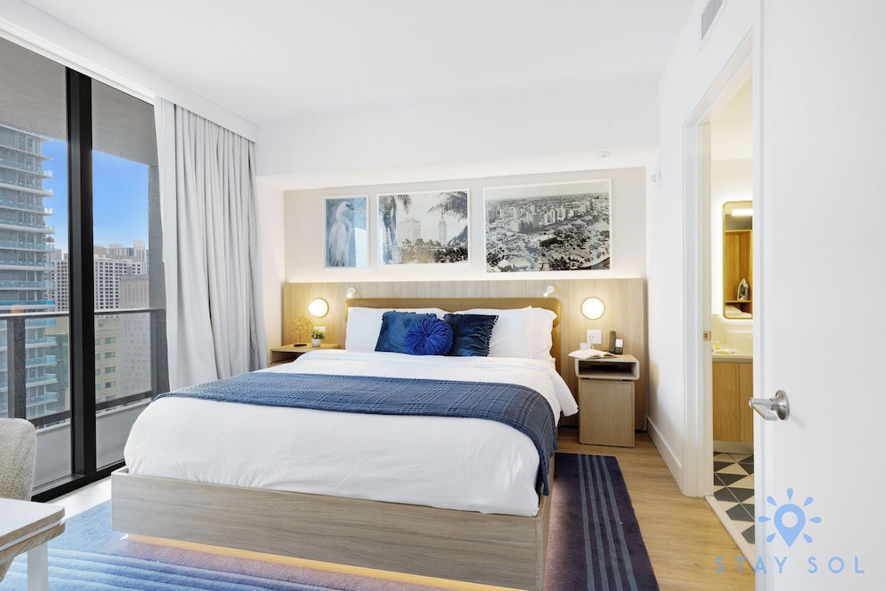 Classic Apartment, 1 Bedroom, Kitchenette, City View photo 3