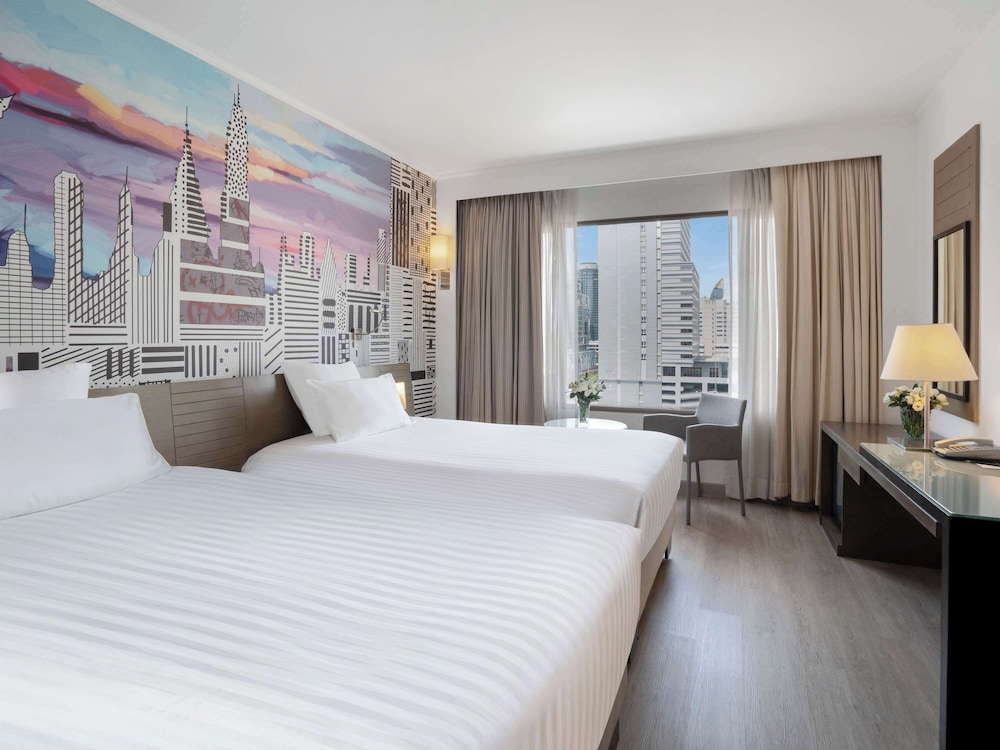 Superior Room, 2 Twin Beds thumbnail 6