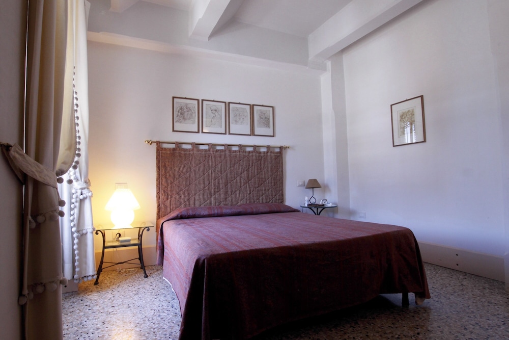 Comfort Apartment, 2 Bedrooms photo 3