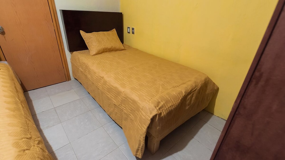 Standard Room, 1 Bedroom photo 2