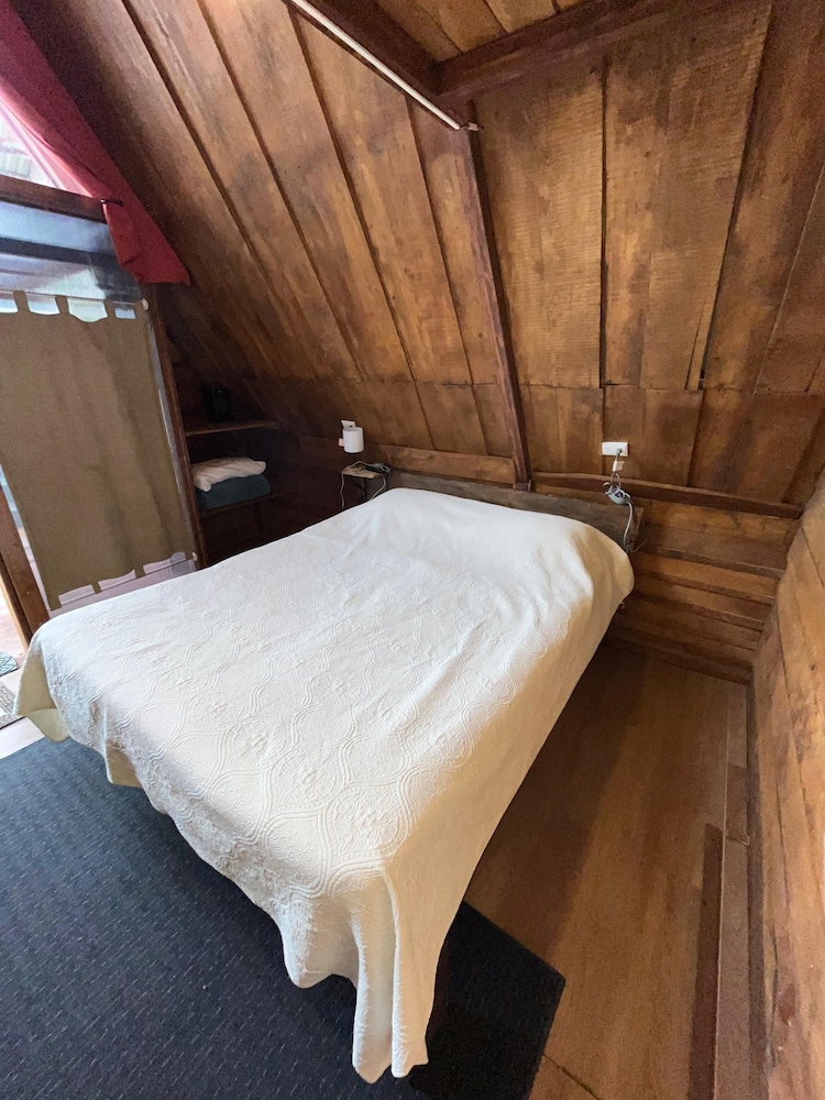 Comfort Cabin, Mountain View photo 2