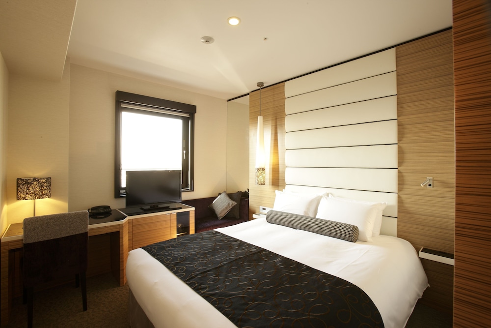 Basic Double Room, Smoking (No meal and bed for child [0-11 y/o])
