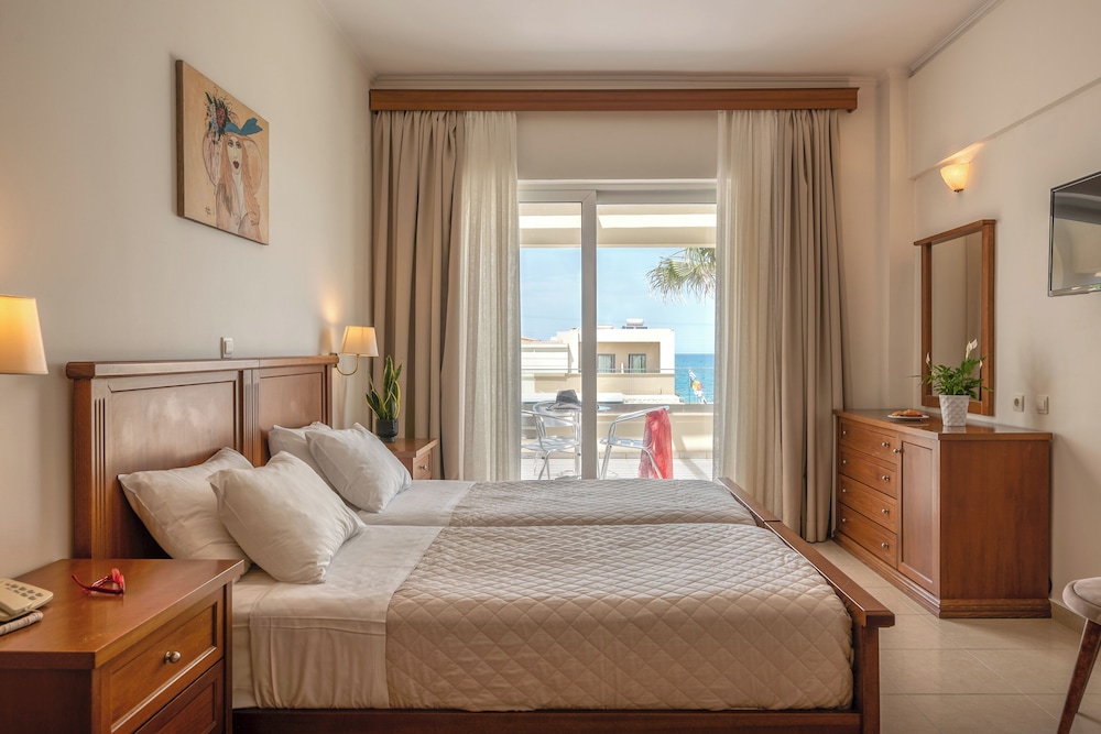 Double Room - Photo 1
