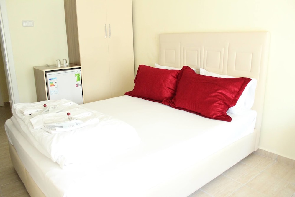 Luxury Single Room
