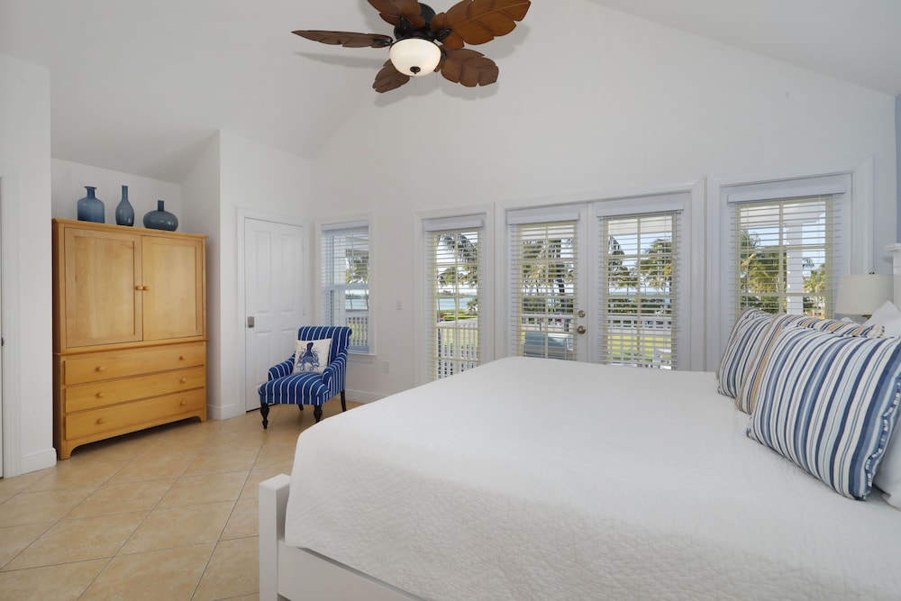 Three Bedroom Town House (Non Smoking) photo 1
