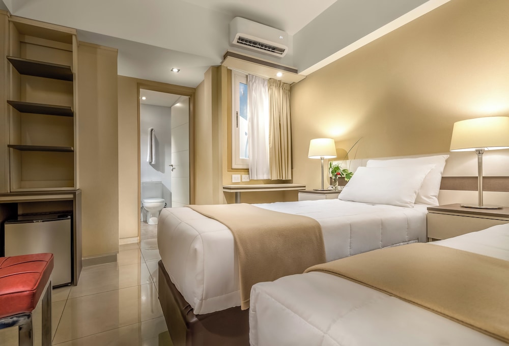 City Room photo 2