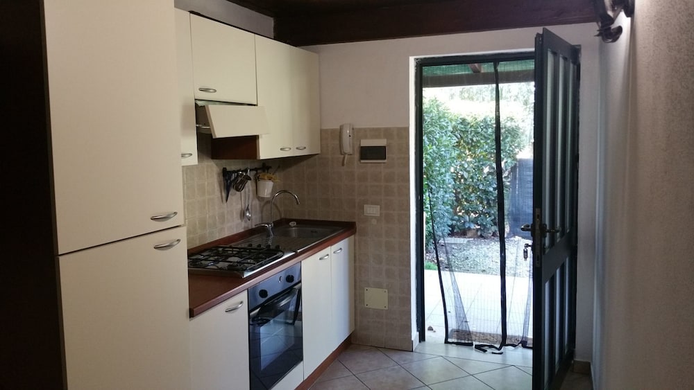 Basic Apartment, 1 Bedroom photo 3
