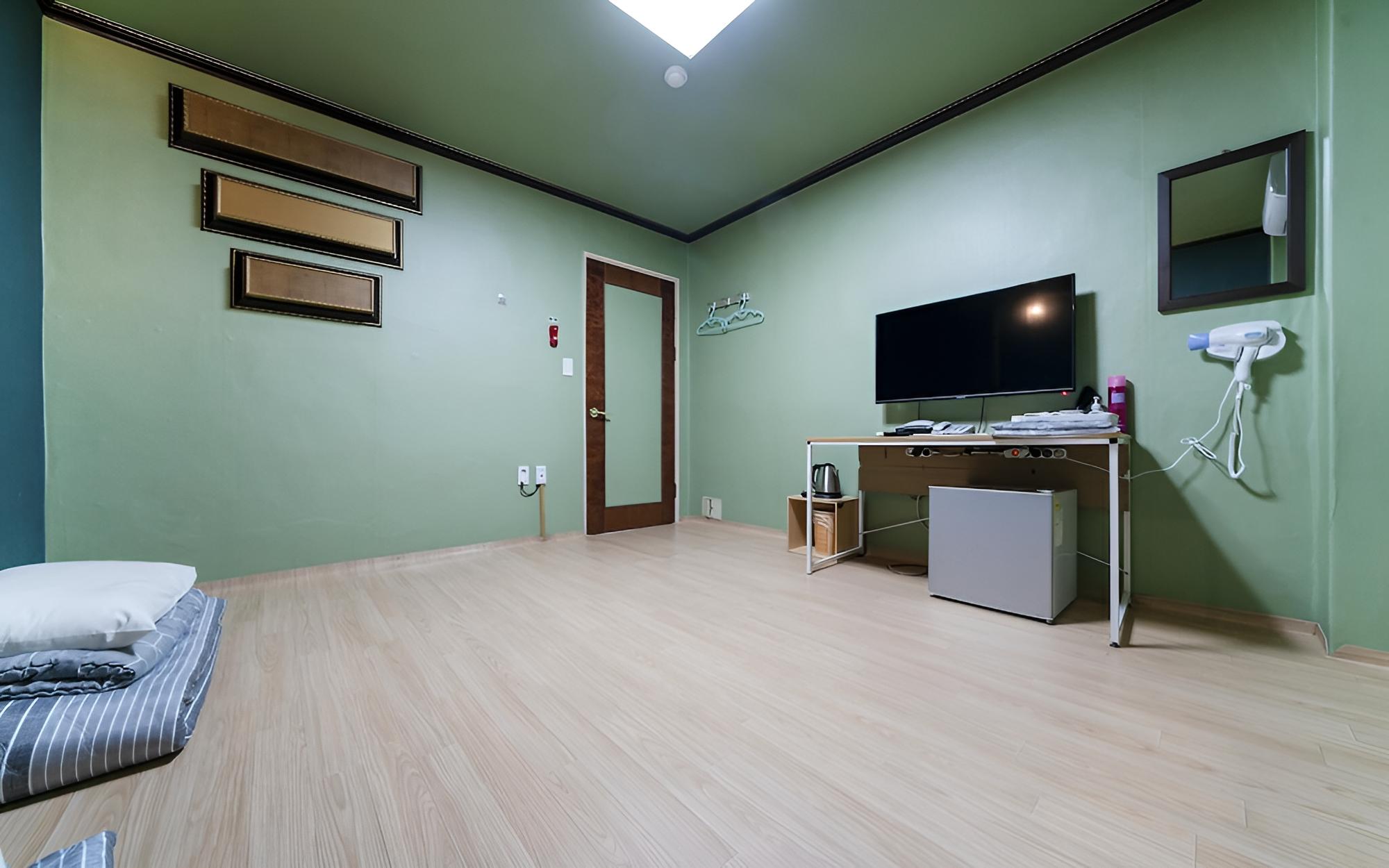 Room (On-dol) - Photo 3